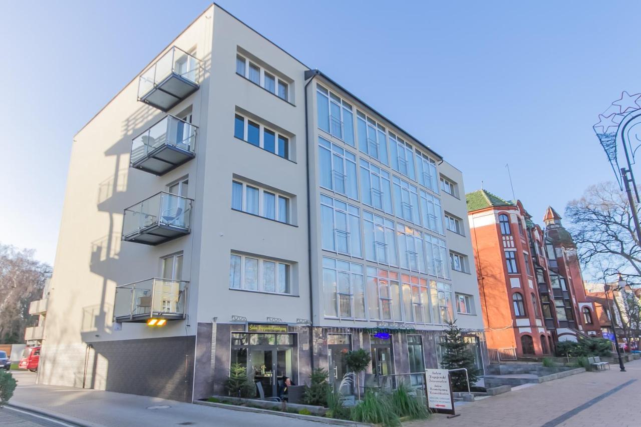 Hotel Lazur Apartamenty Swinemünde Exterior foto